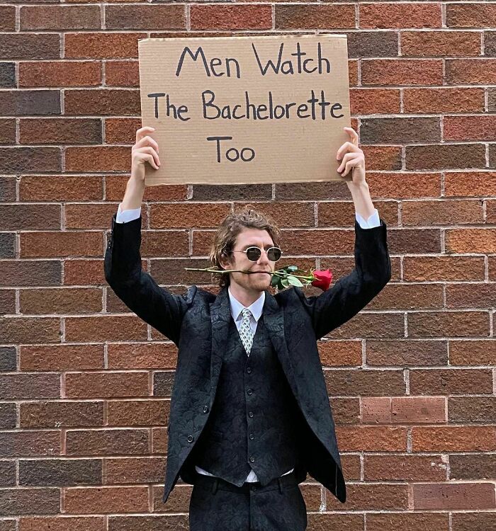 Dude-With-Signs-Funny-Protesting