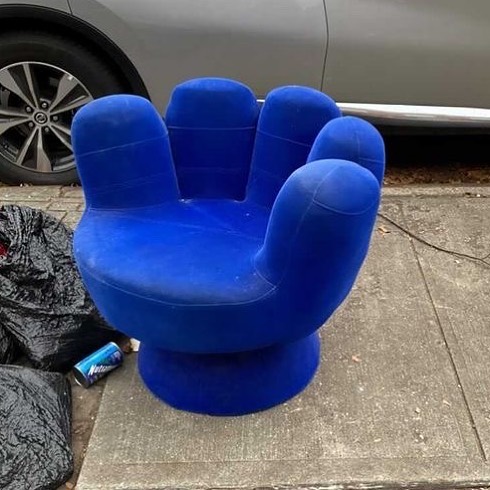 Need A Hand? (Dad Joke). Corner Of Cornelia And Central In Bushwick!