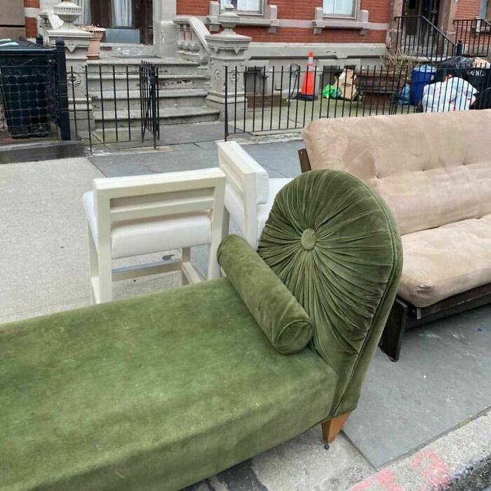 Winner Winner Stooping Dinner. 106 Kent St. 