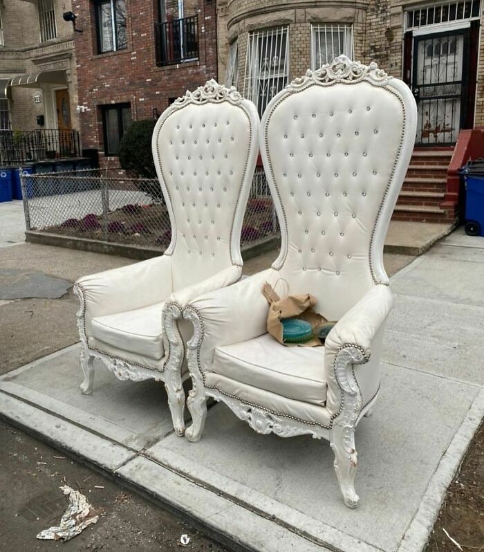 If You’re Going To Have To Wfh For Another Few Months, At Least Be Regal Af About It Flatbush/Plg New York Ave And Church