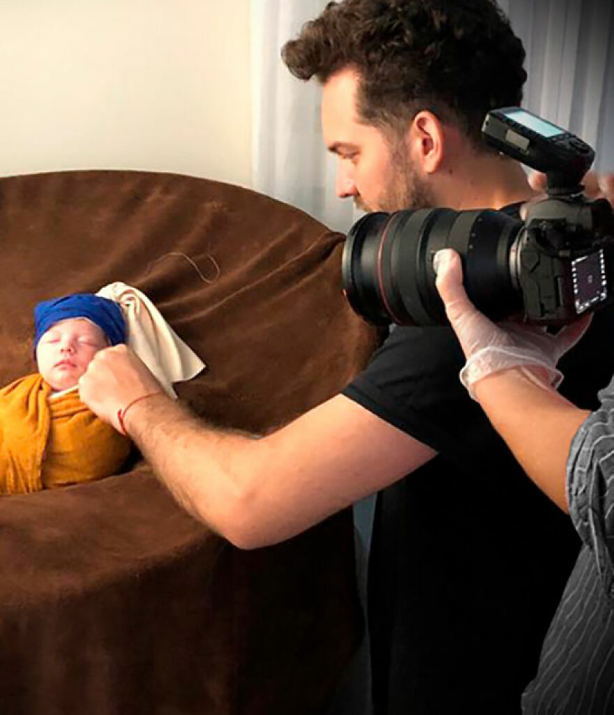 For His Newborn Daughter's Photoshoot, This Dad Recreated Famous Paintings He And His Wife Love For His Newborn Daughter's Photoshoot, This Dad Recreated Famous Paintings He And His Wife Love