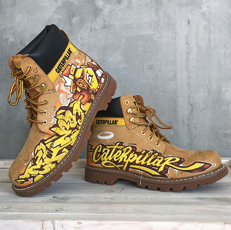 Drawing On Cat Shoes