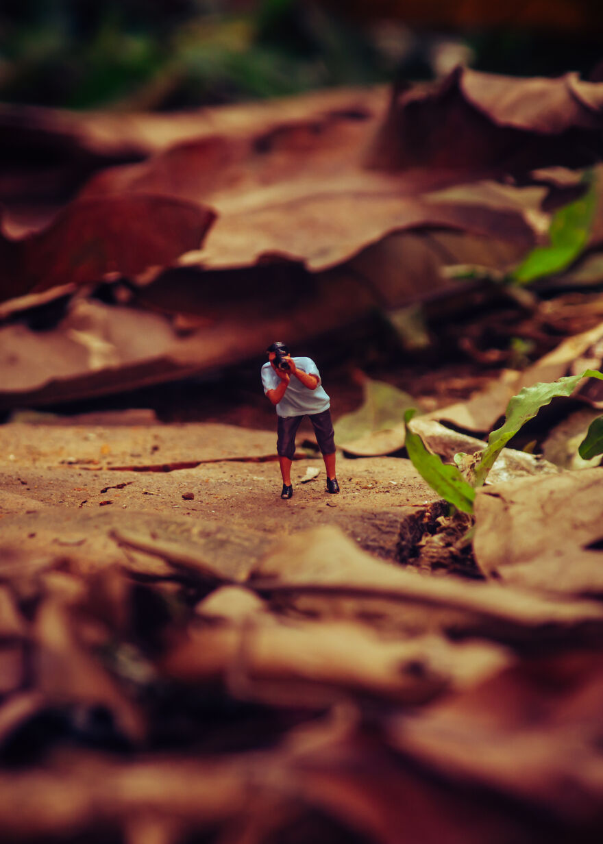 I Joined A Miniature Photographer In His Adventure