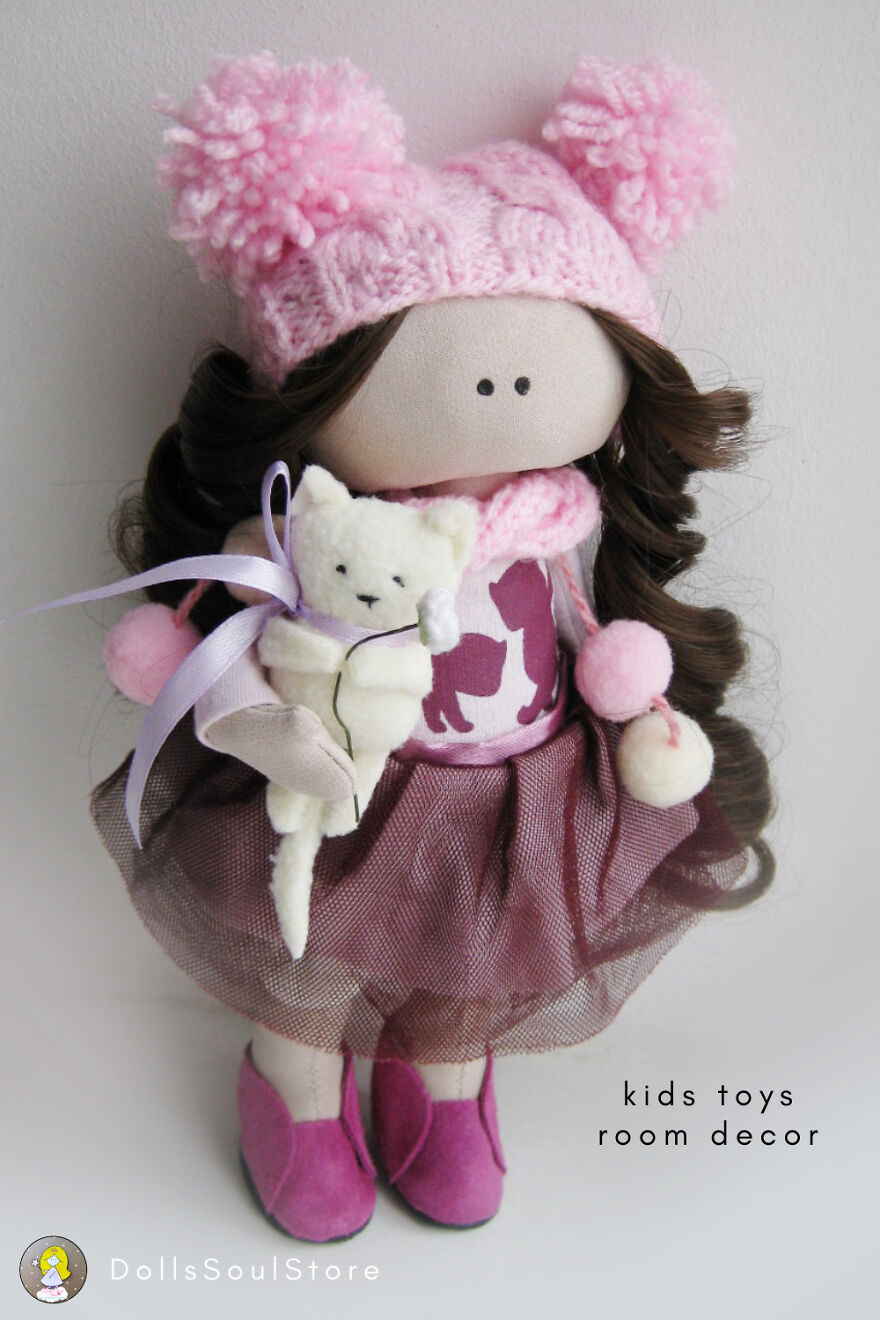 Here Are My Magic Dolls