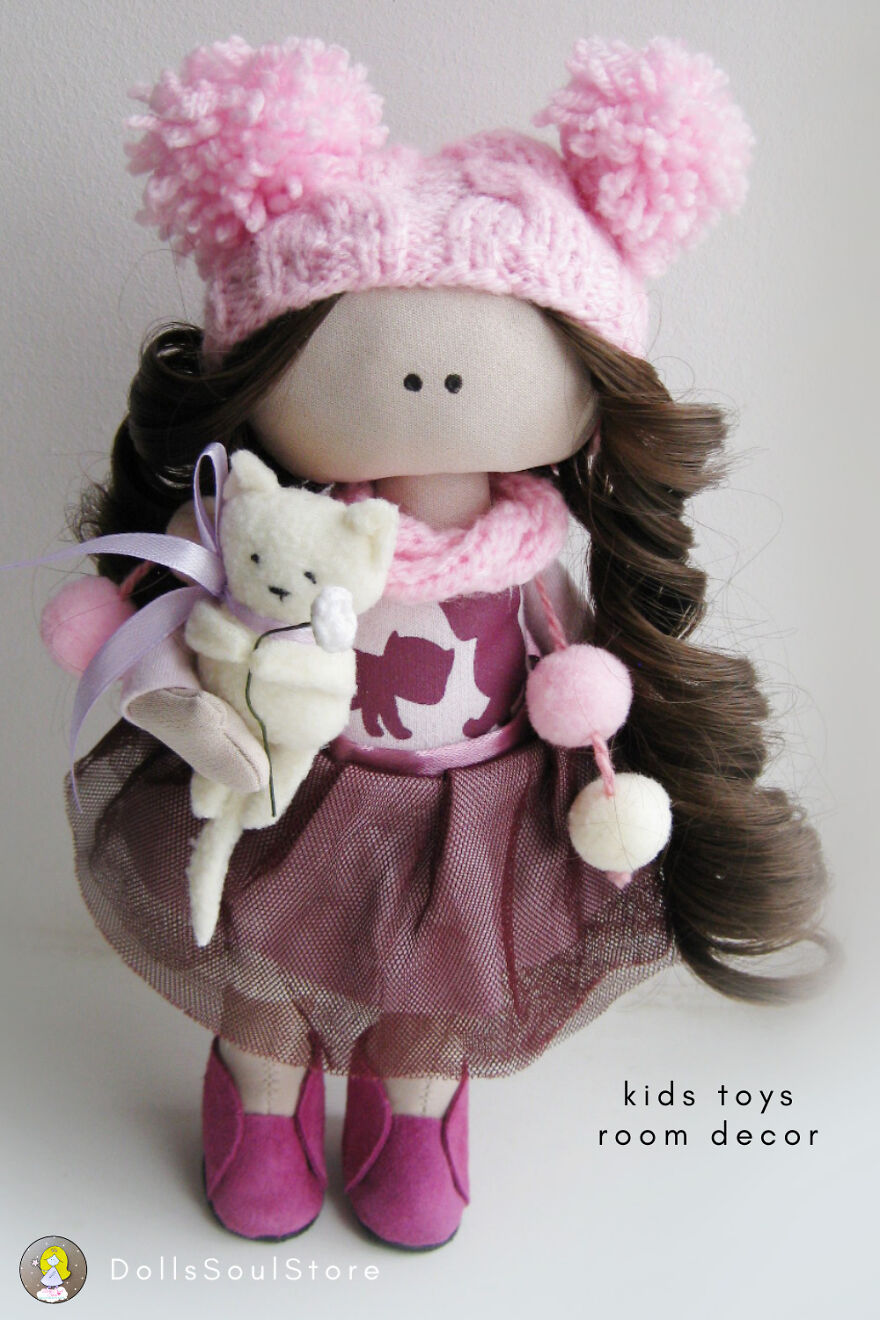 Here Are My Magic Dolls