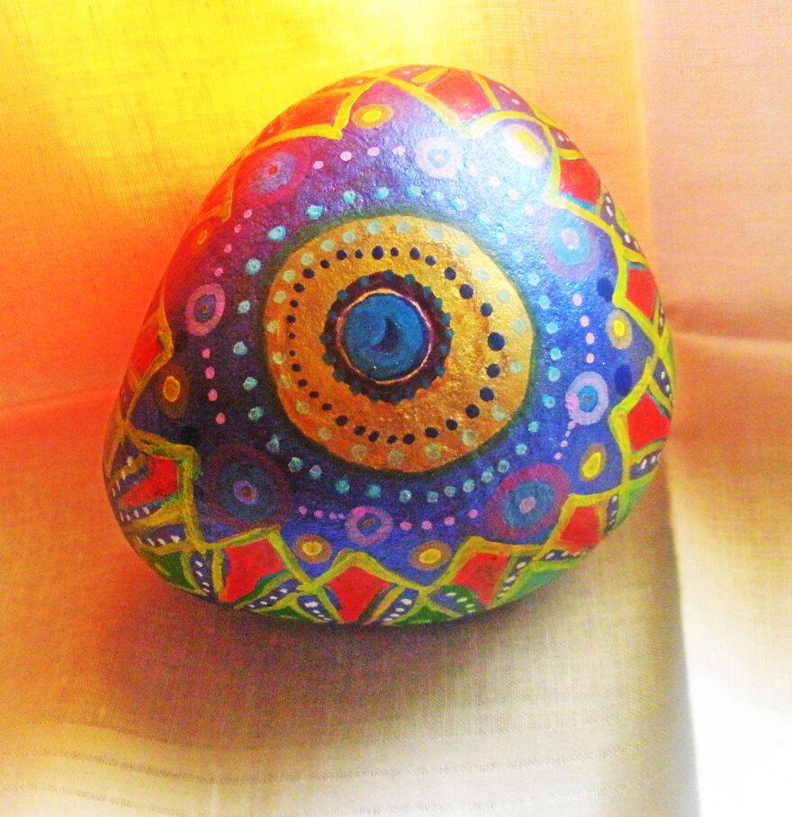 I Paint On Stuff I Find (40 Pics)