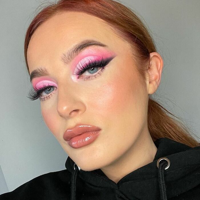 This Self-Taught Makeup Artist Transforms Herself Into Famous People And Psychedelic Creatures (57 Pics)