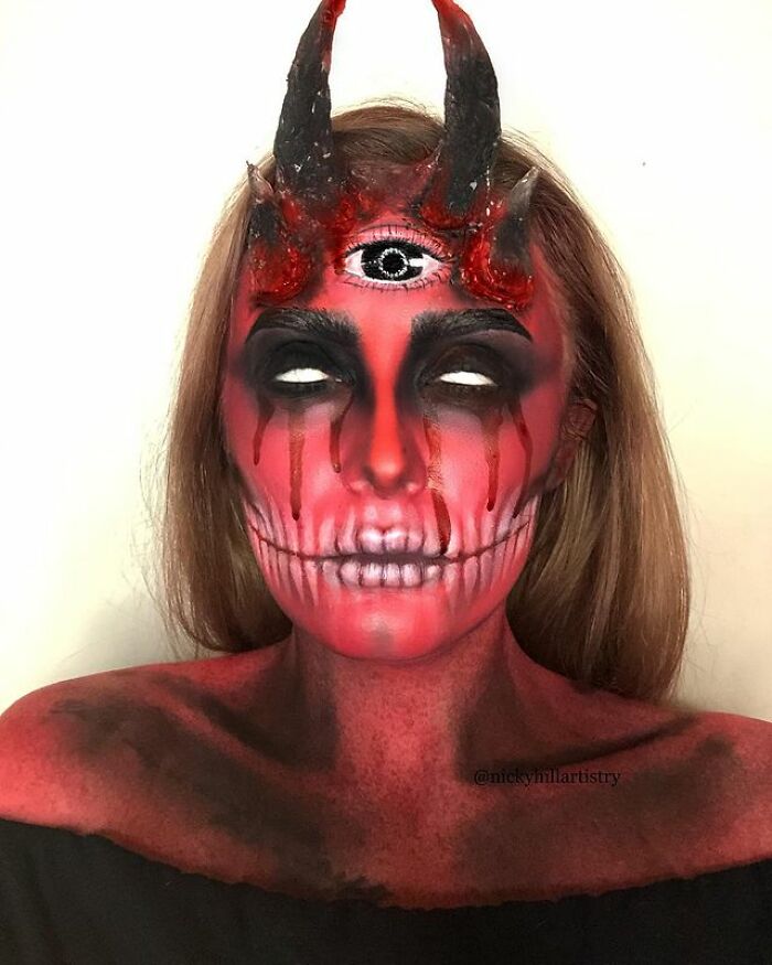 This Self-Taught Makeup Artist Transforms Herself Into Famous People And Psychedelic Creatures (57 Pics)