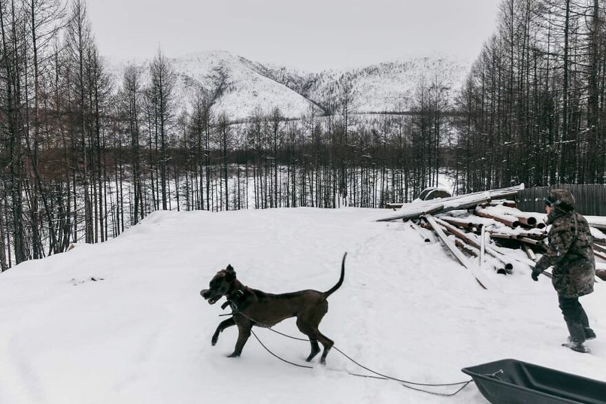 Photographer Alexey Vasiliev Shows The Daily Life Of Russia's Coldest Region