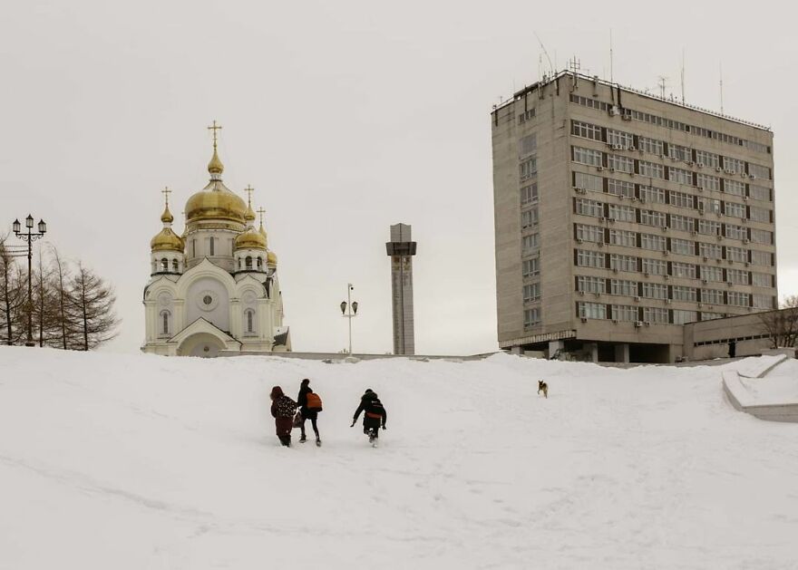 Photographer Alexey Vasiliev Shows The Daily Life Of Russia's Coldest Region