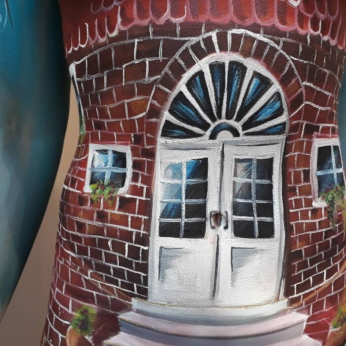 The Animals Painted On This Artist's Contorted Models Will Stir Your Mind