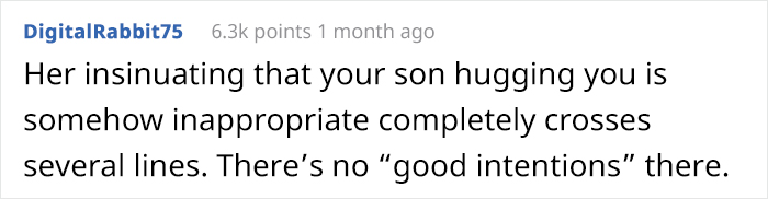 Dad Asks If He Was Wrong For Snapping At His Sister After She Called Him "Creepy And Perverted" For Hugging His Son Dad Asks If He Was Wrong For Snapping At His Sister After She Called Him "Creepy And Perverted" For Hugging His Son