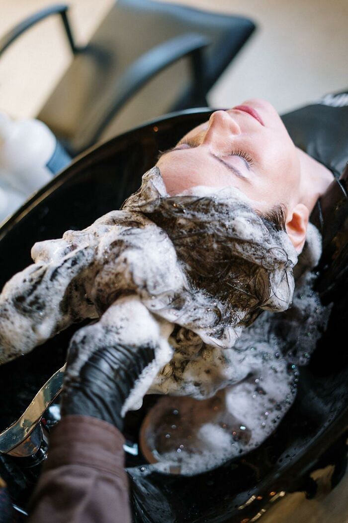 30 Things People Do That Hairdressers Find Pleasant Or Annoying
