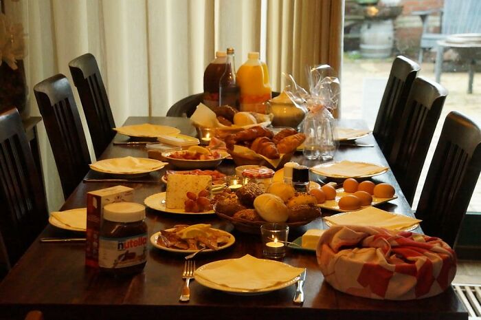 35 People Who Grew Up Poor Share What Unwritten Rules They Abided By To Get By