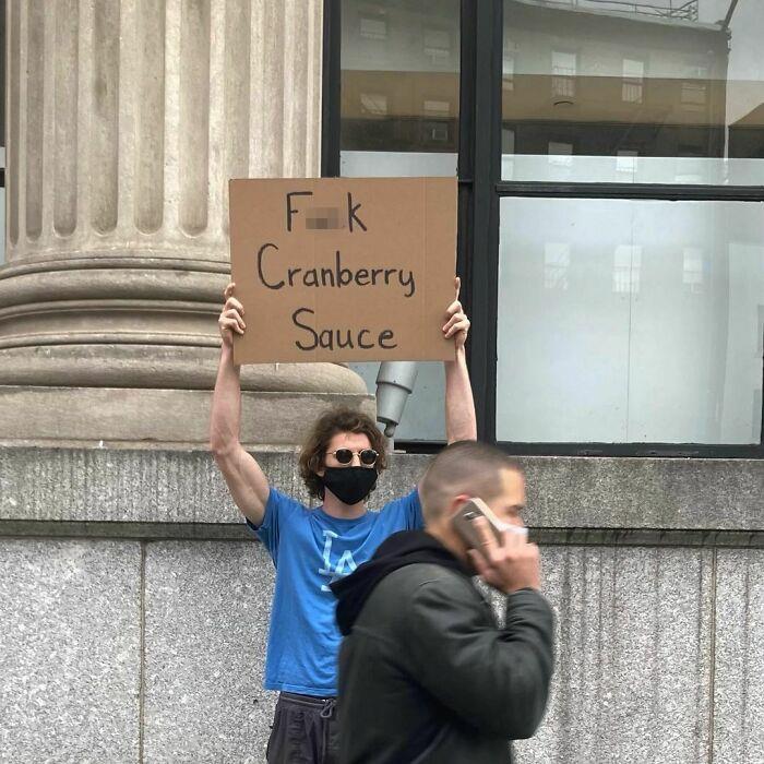 Dude-With-Signs-Funny-Protesting