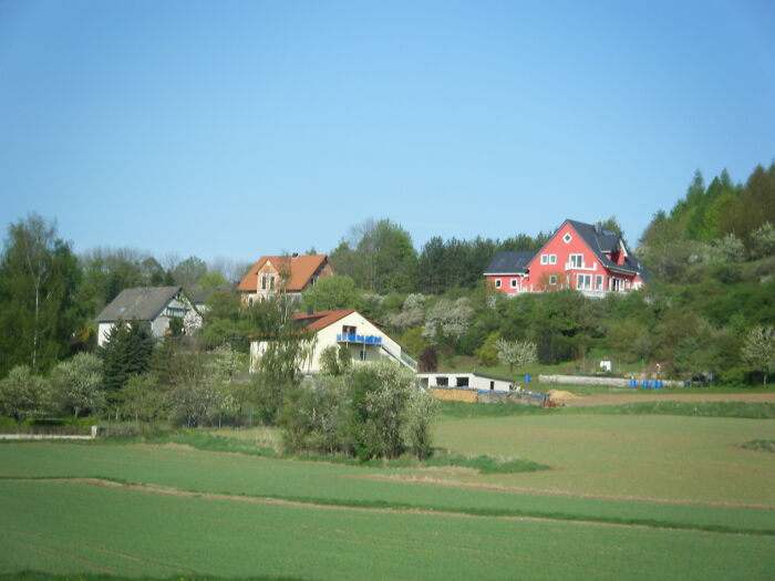 Someone Asks People Who Live In A Rural Area “What Will 'City Folk' Never Understand?” And Here Are 30 Of The Best Responses