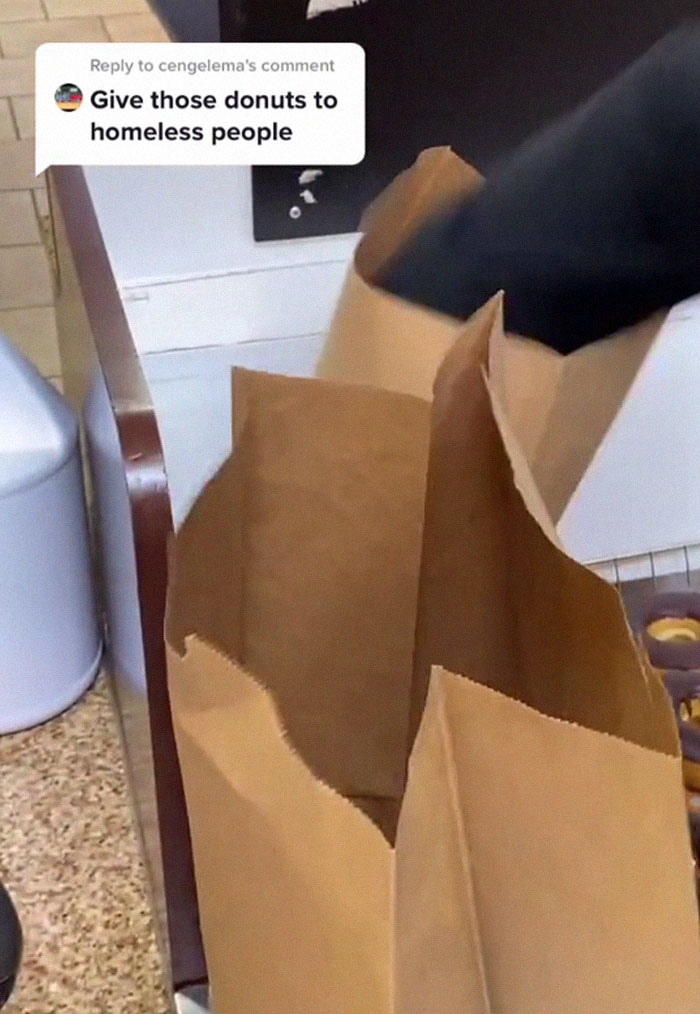 Guy Can’t Stand Throwing Away So Many Donuts At His Job, Ends Up Giving Them To The Homeless, Gets Fired Guy Can’t Stand Throwing Away So Many Donuts At His Job, Ends Up Giving Them To The Homeless, Gets Fired