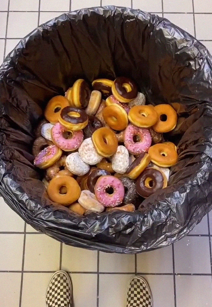 Guy Can’t Stand Throwing Away So Many Donuts At His Job, Ends Up Giving Them To The Homeless, Gets Fired Guy Can’t Stand Throwing Away So Many Donuts At His Job, Ends Up Giving Them To The Homeless, Gets Fired