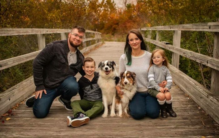 Family-Portrait-Challenge-Facebook