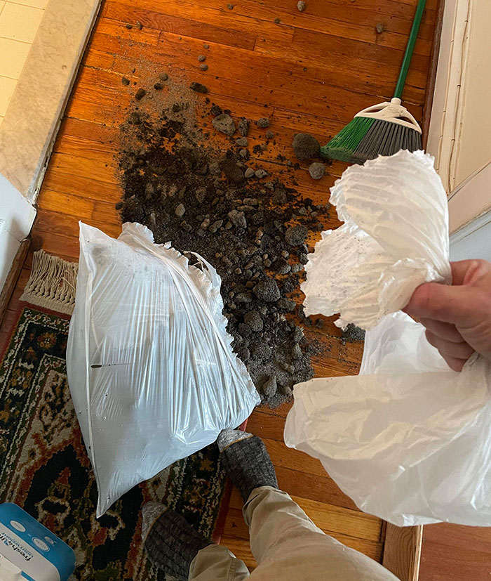 I Guess I Found The Weight Limit Of A Trash Bag. That’s Cat Litter