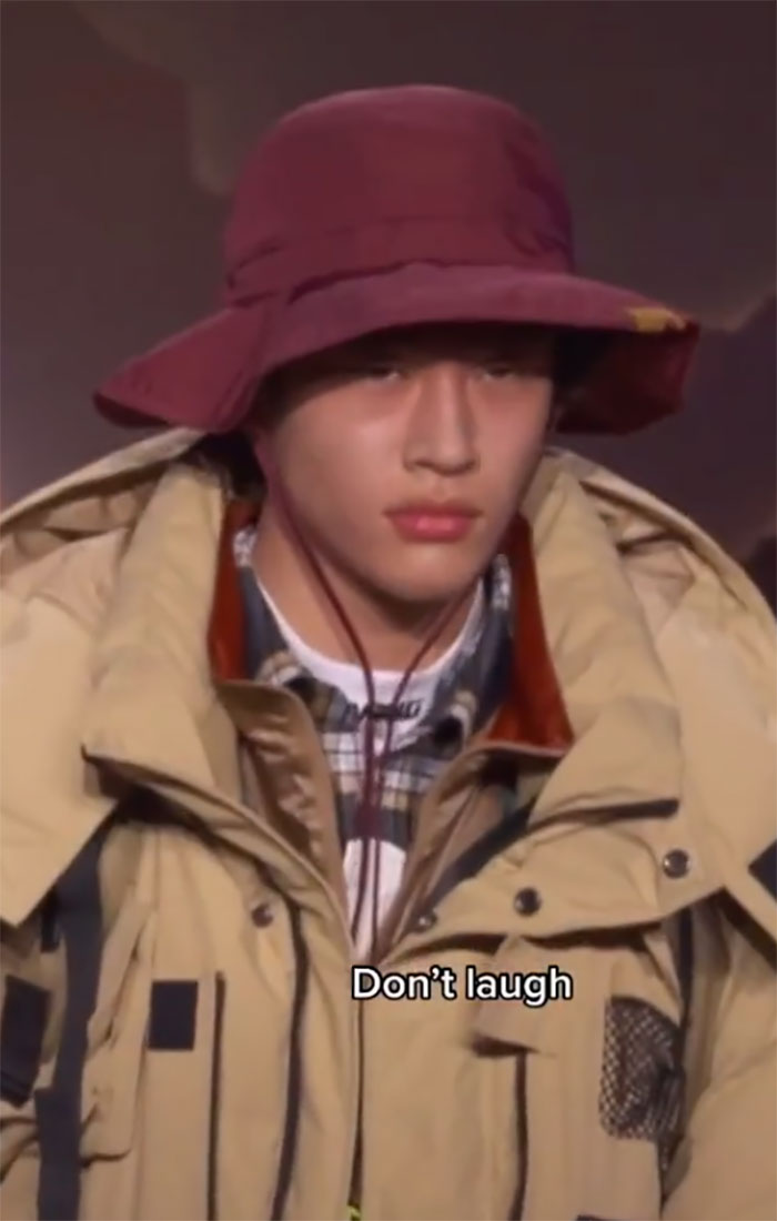 Model Shares What Goes Through His Mind During His Runway Walk And People Think It's Hilarious Model Shares What Goes Through His Mind During His Runway Walk And People Think It's Hilarious