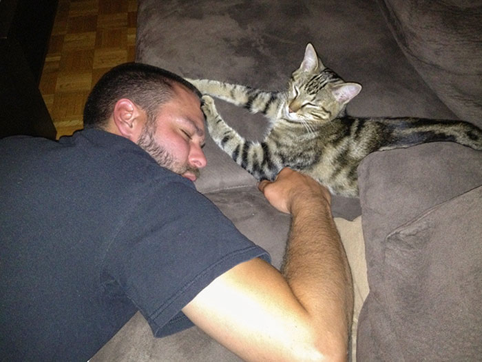 Woke Up And Realized My Boyfriend Wasn't In Bed. Went To The Living Room And Found This