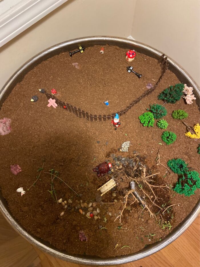 Making Miniature Villages, This One Still Needs A Lot Of Work But It Has Potential Lol