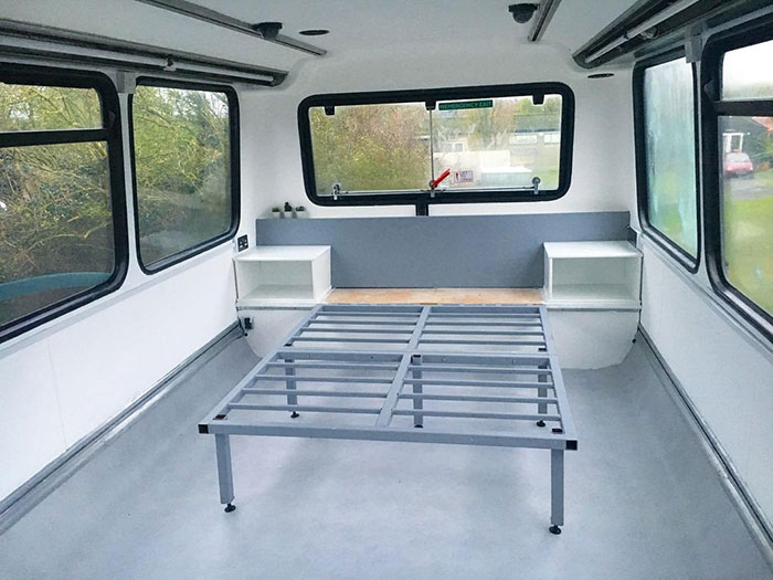 Couple Buys A London Double Decker Bus, Turns It Into A Dream Home Complete With A Fireplace And A Bathtub, Lives Mortgage Free Couple Buys A London Double Decker Bus, Turns It Into A Dream Home Complete With A Fireplace And A Bathtub, Lives Mortgage Free