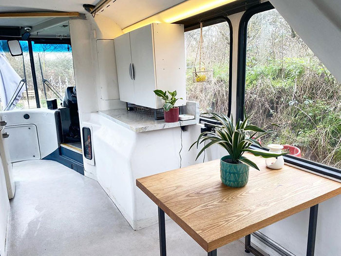 Couple Buys A London Double Decker Bus, Turns It Into A Dream Home Complete With A Fireplace And A Bathtub, Lives Mortgage Free Couple Buys A London Double Decker Bus, Turns It Into A Dream Home Complete With A Fireplace And A Bathtub, Lives Mortgage Free