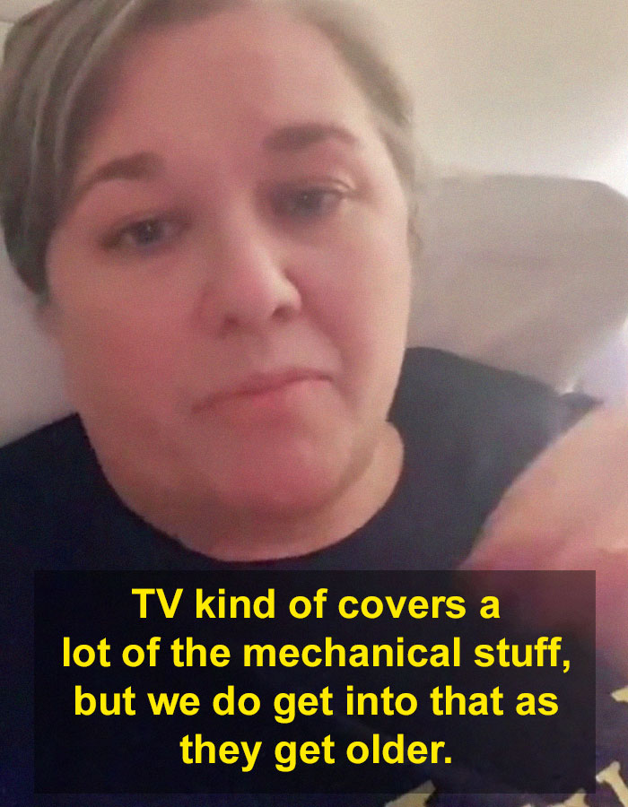 People Are Applauding This Mom For Teaching Her Daughters That Virginity Doesn't Exist