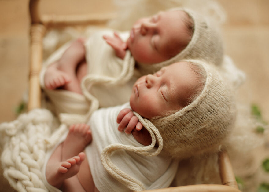 I Photograph Newborn Twins In Chicago