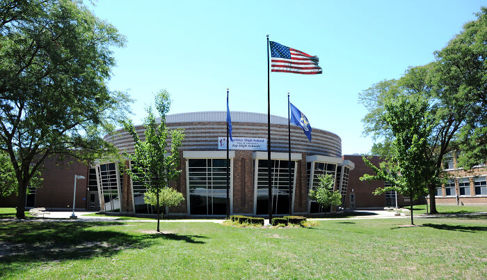 45 Things That Are Normal In The US, But Seem Bizarre In Other Countries Shared In This Online Group