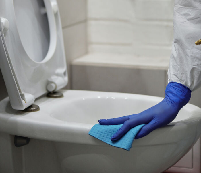 "What Is Your 'I Don't Get Paid Enough For This' Moment?" 30 People Reply