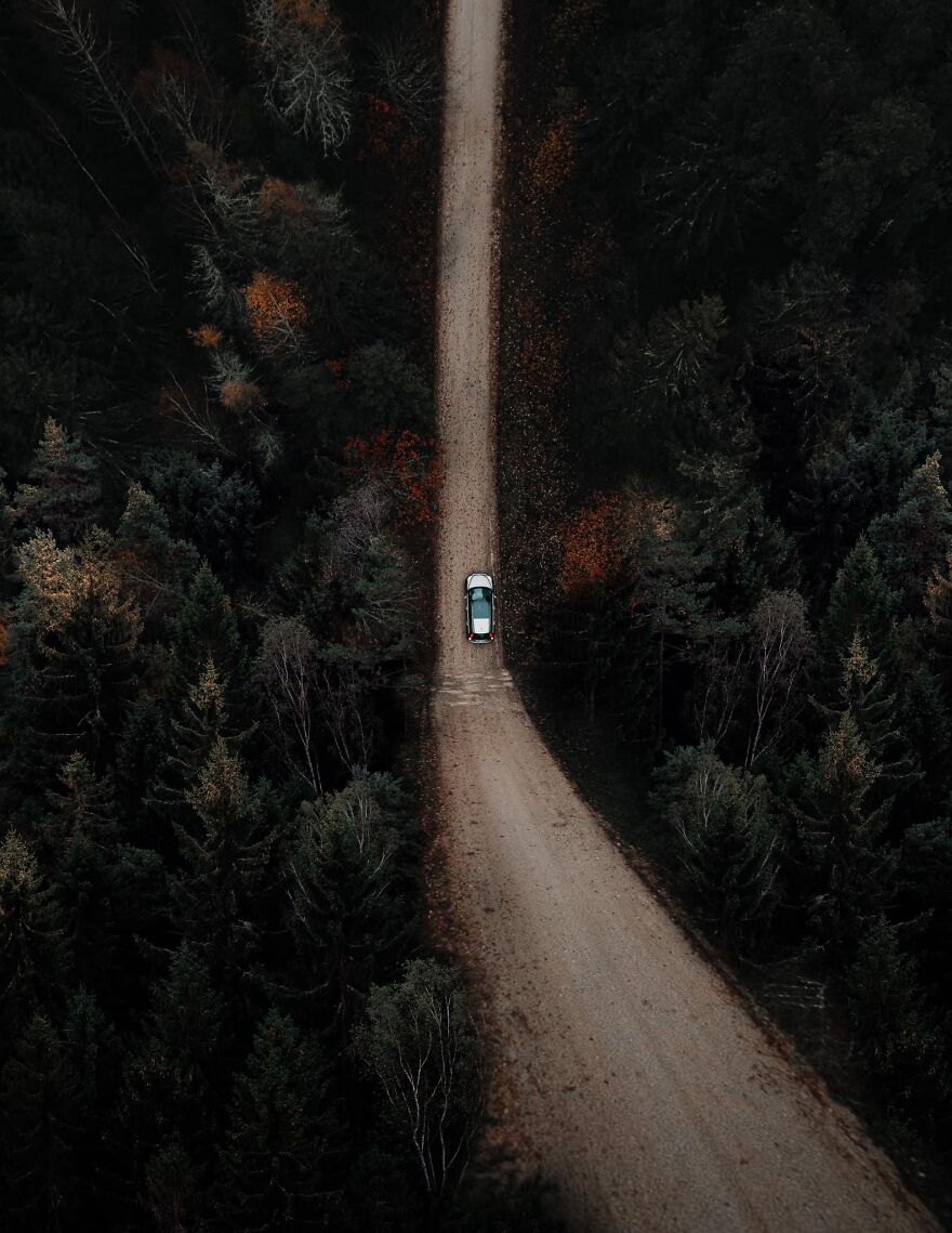 Digital Artist Creates Surreal Images Where We Can See The "Corner Of The Planet" (10 Pics)