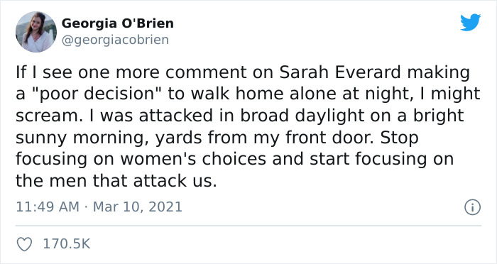 Women Post What's On Their Mental Checklist To Feel Safe, And It's Horrific That All Women Relate To It