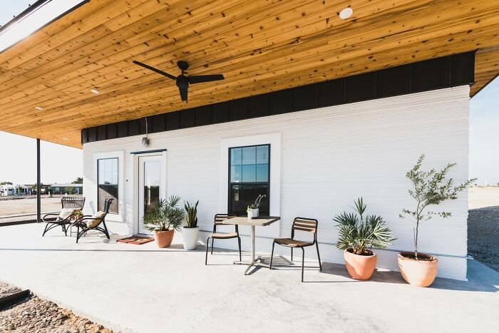 Homeless Man Gets To Live In A 3D-Printed Tiny Home Homeless Man Gets To Live In A 3D-Printed Tiny Home