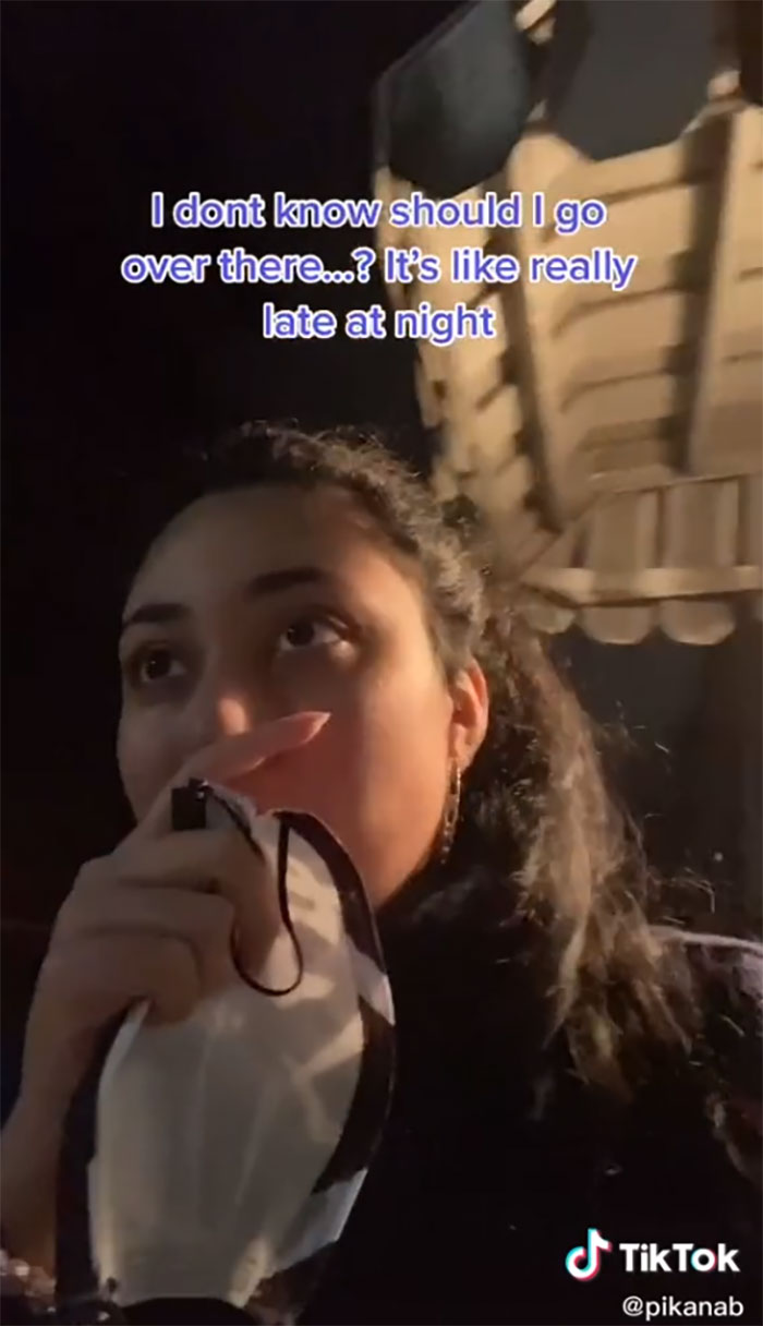 'I'm Just Asking Her If Her Toes Are Long': Woman Documents How She Saved This Girl From A Random Creep, Receives Praise Online 'I'm Just Asking Her If Her Toes Are Long': Woman Documents How She Saved This Girl From A Random Creep, Receives Praise Online