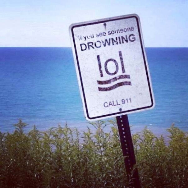15 Sign Fails I Can't Stop Laughing At.