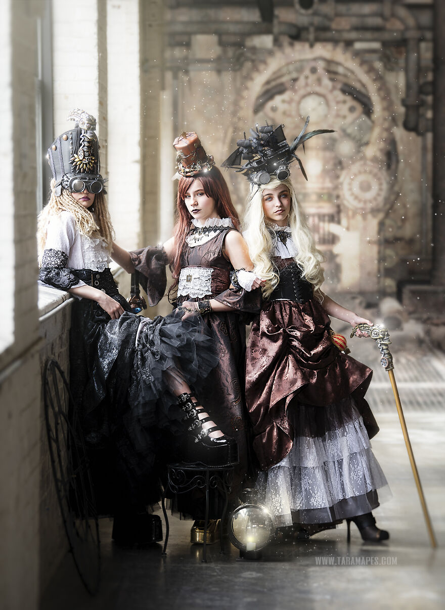 I Found An Old Warehouse In Cincinnati To Create Steampunk Pics (19 Pics)