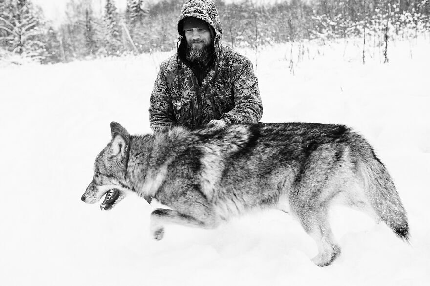 I Capture The Life Of A Lone Former Soldier Saving Animals From Poachers I Capture The Life Of A Lone Former Soldier Saving Animals From Poachers