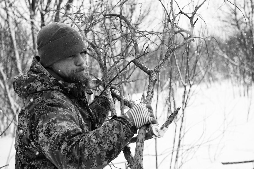 I Capture The Life Of A Lone Former Soldier Saving Animals From Poachers I Capture The Life Of A Lone Former Soldier Saving Animals From Poachers