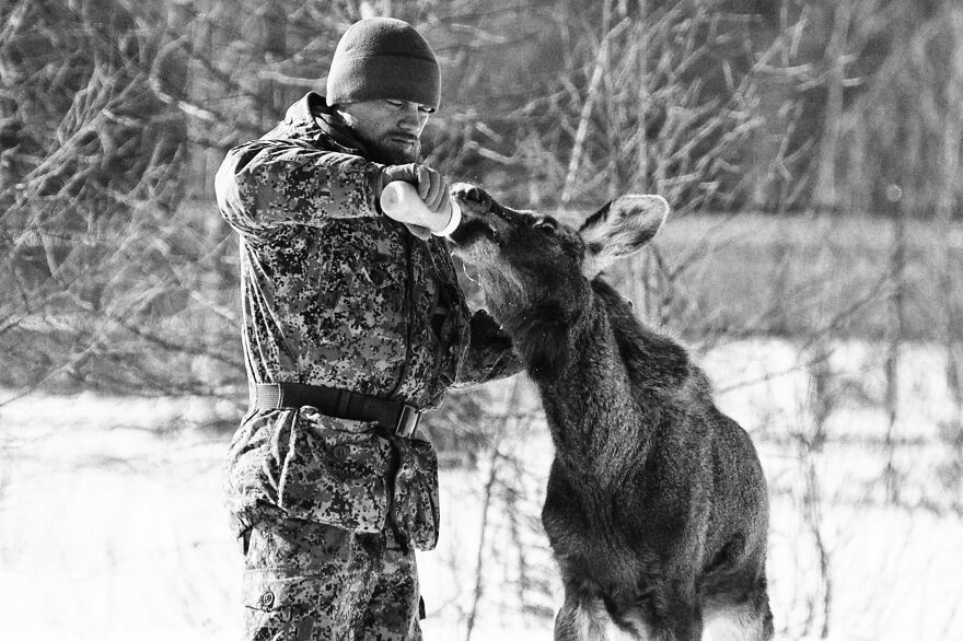 I Capture The Life Of A Lone Former Soldier Saving Animals From Poachers I Capture The Life Of A Lone Former Soldier Saving Animals From Poachers