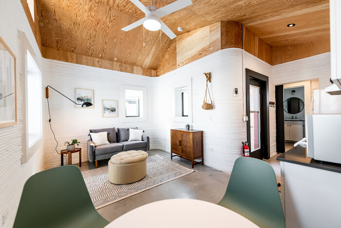 Homeless Man Gets To Live In A 3D-Printed Tiny Home Homeless Man Gets To Live In A 3D-Printed Tiny Home