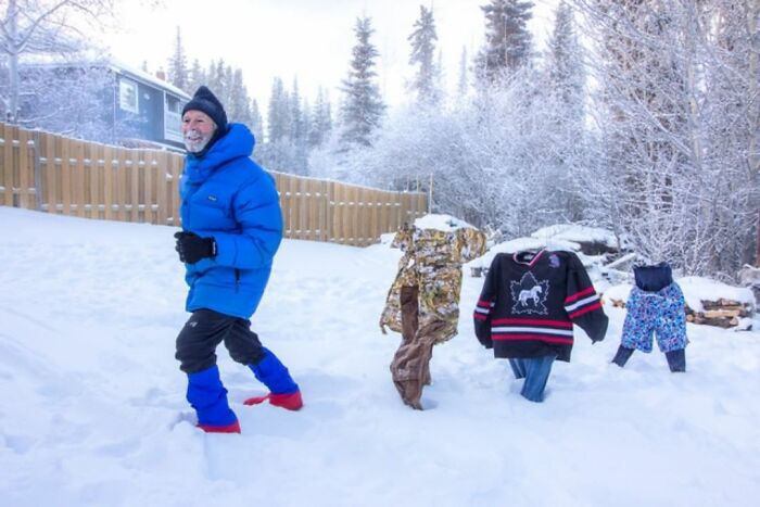 Frozen-Pants-Online-Trend-Winter-Cold-Weather