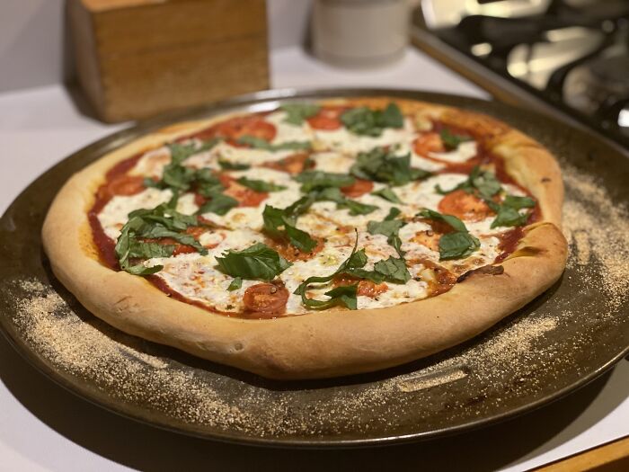 Can’t Go Wrong With A Good Pizza!!! Traditional Margherita♥️