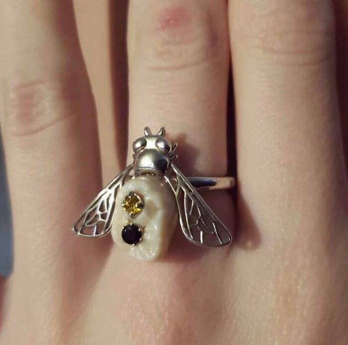 Molar Bee Ring
