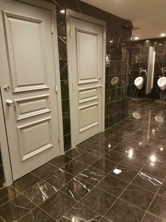 Fully Enclosed Bathroom Stalls