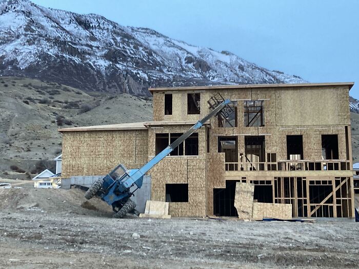 Just Drove Past It. I Guess They Will Fix The Boom On Monday