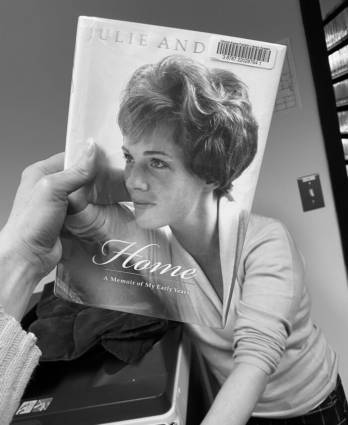 The Sound Of Music Was Released On This Day In 1965! Our System Has Many Different Materials Related To This Classic Musical. Visit Https://Cefls.org/Sound_of_music To Request Them. Interested In Learning More About Julie Andrews Or Christopher Plummer? We Can Help With That As Well!
#soundofmusic #musicals #julieandrews #christopherplummer #libraries #bookface