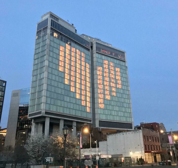 This Hotel Near Me In New York Lit Up Their Empty Rooms In The Shape Of A Heart